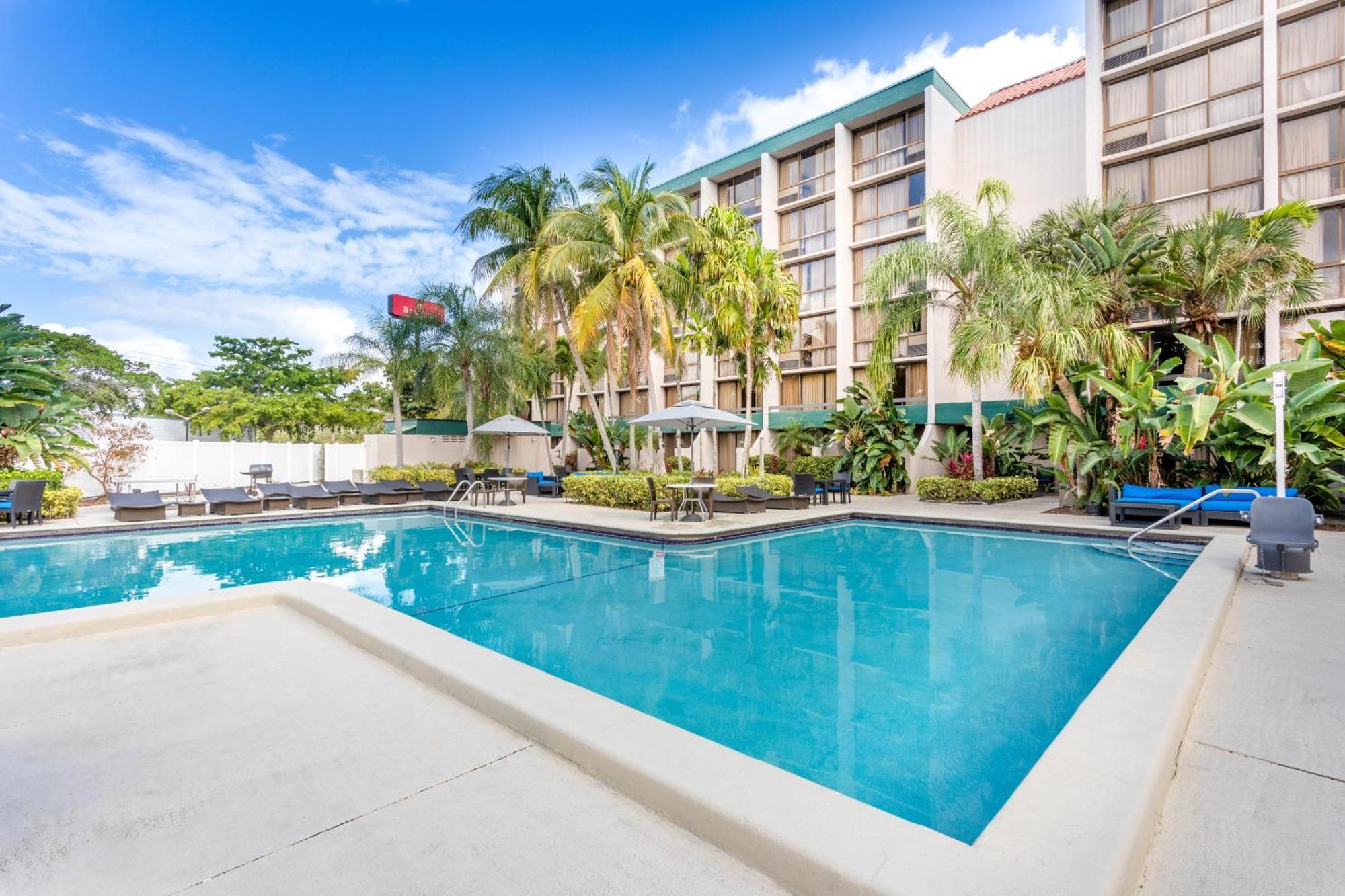 88 Palms Hotel & Event Center West Palm Beach Exterior foto