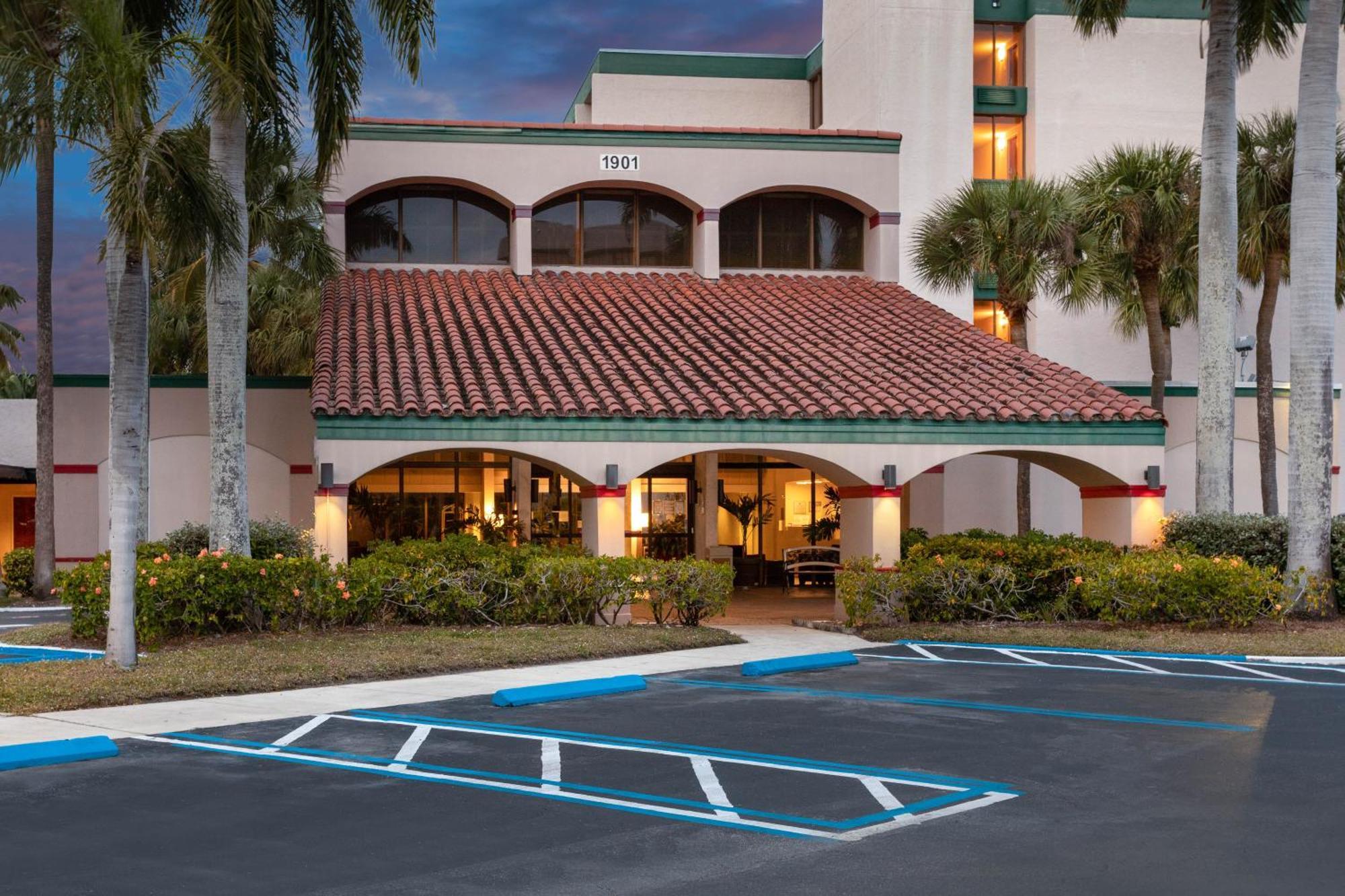 88 Palms Hotel & Event Center West Palm Beach Exterior foto